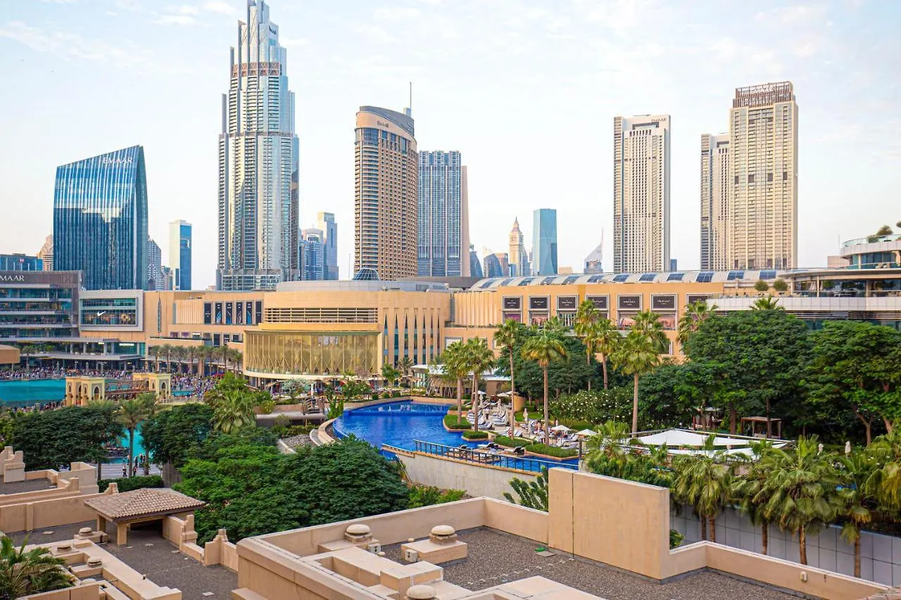 Luxurious 1 Bed -Connected To Dubai Mall Apartment