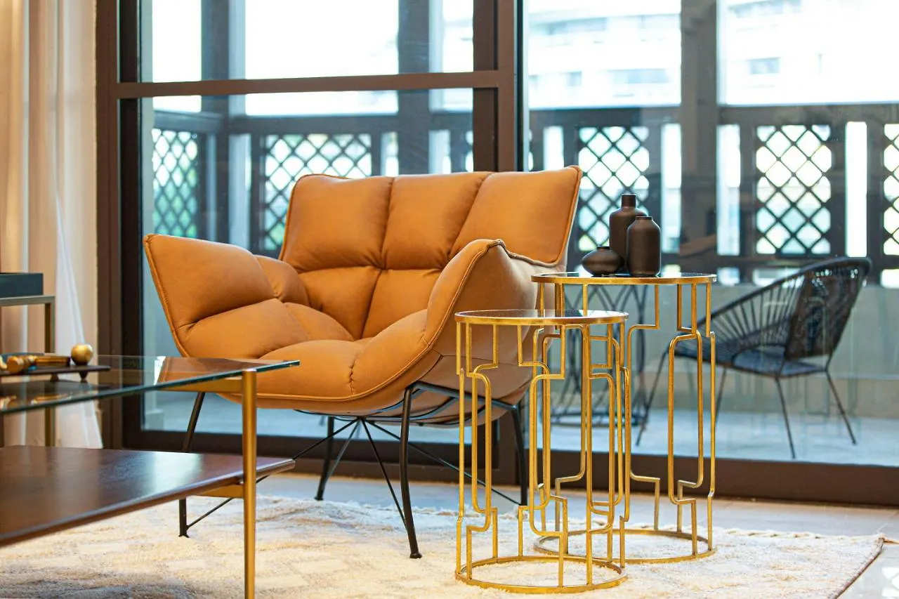 Luxurious 1 Bed -Connected To Dubai Mall Apartment